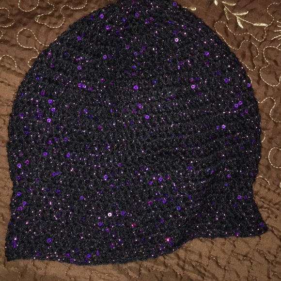 Purple beani - Picture 2 of 2